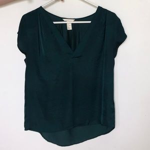 Short sleeved flowy emerald green H&M blouse